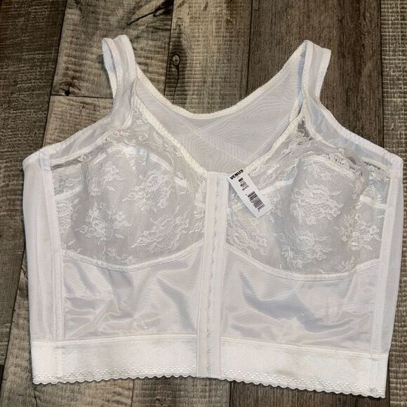 NWT‎ Bustier’ made by VENUS- size 46D - Picture 1 of 8